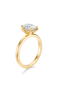 THE GRACE Oval Hidden Halo Ring