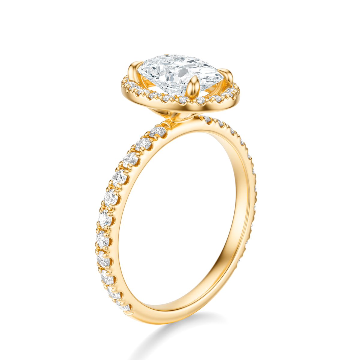 THE HILLARY Oval Halo Pave Ring