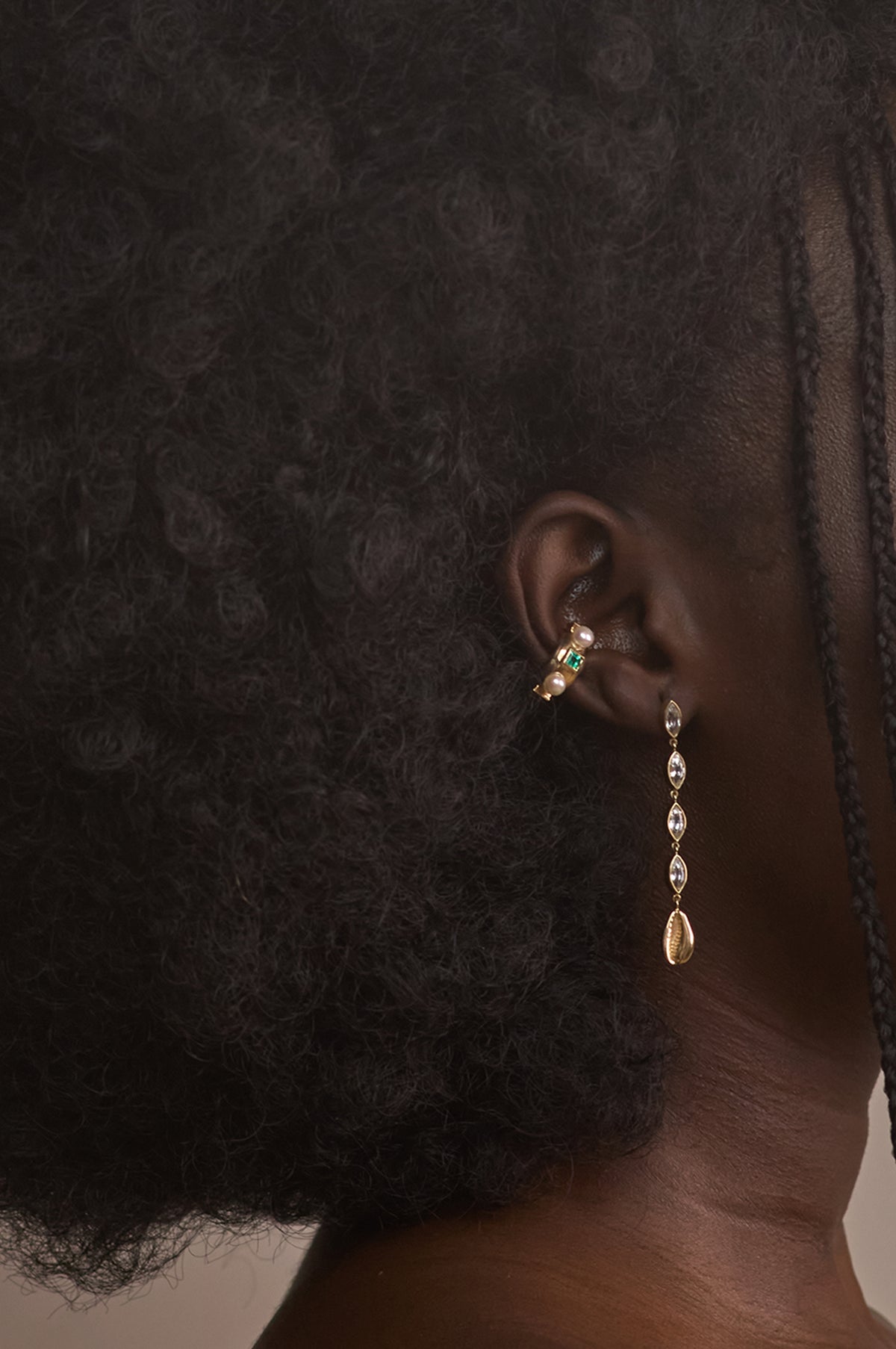 THE COWRIE Sapphire Drop Earrings II