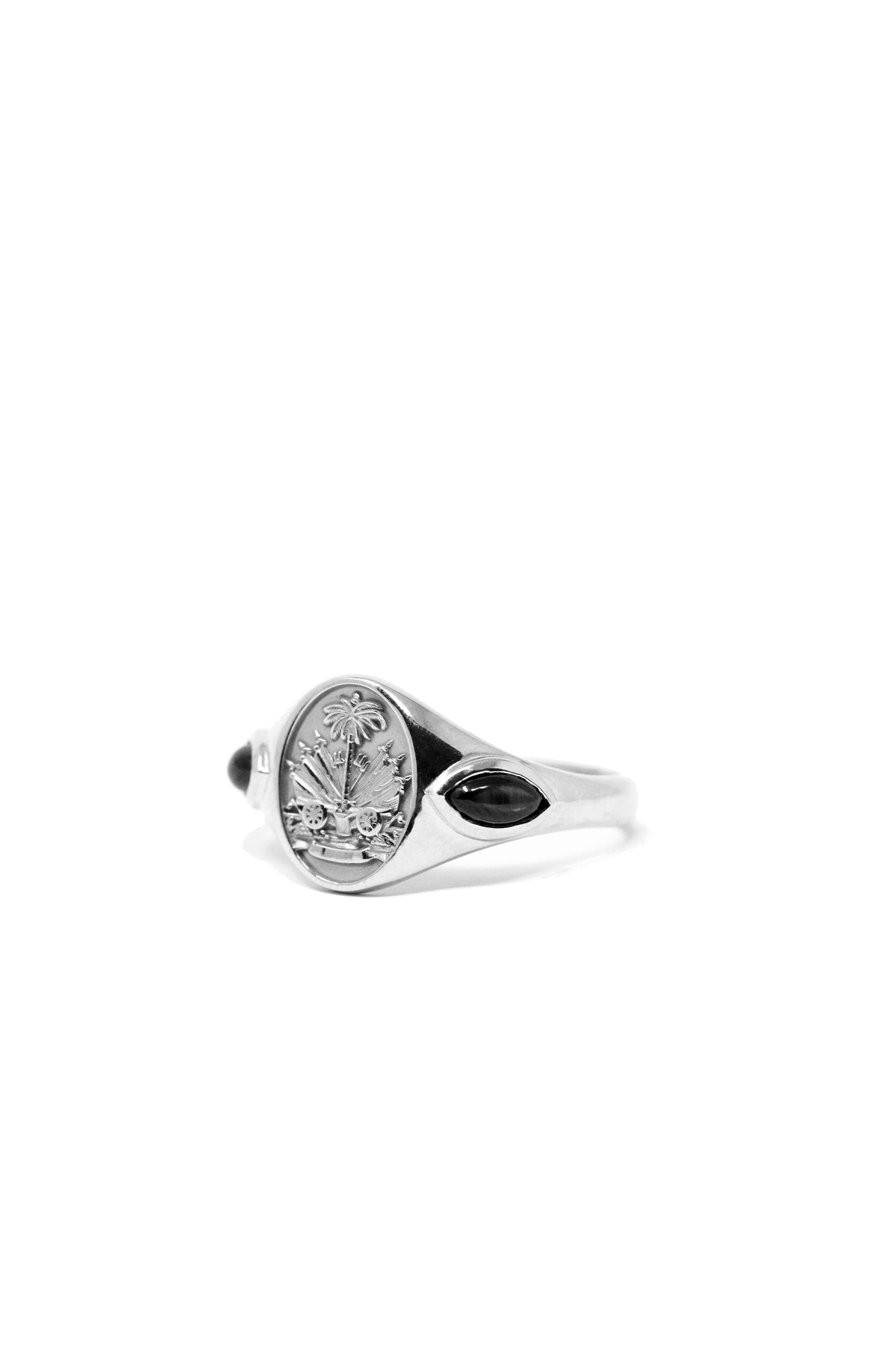 THE HAITI Crest Signet Ring With Black Star Sapphires