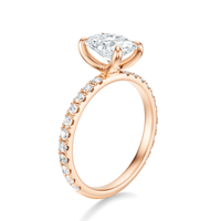 THE PAULINE Oval Pave Ring