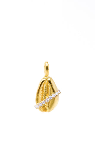 THE COWRIE Diamond Pave Stud Earrings II