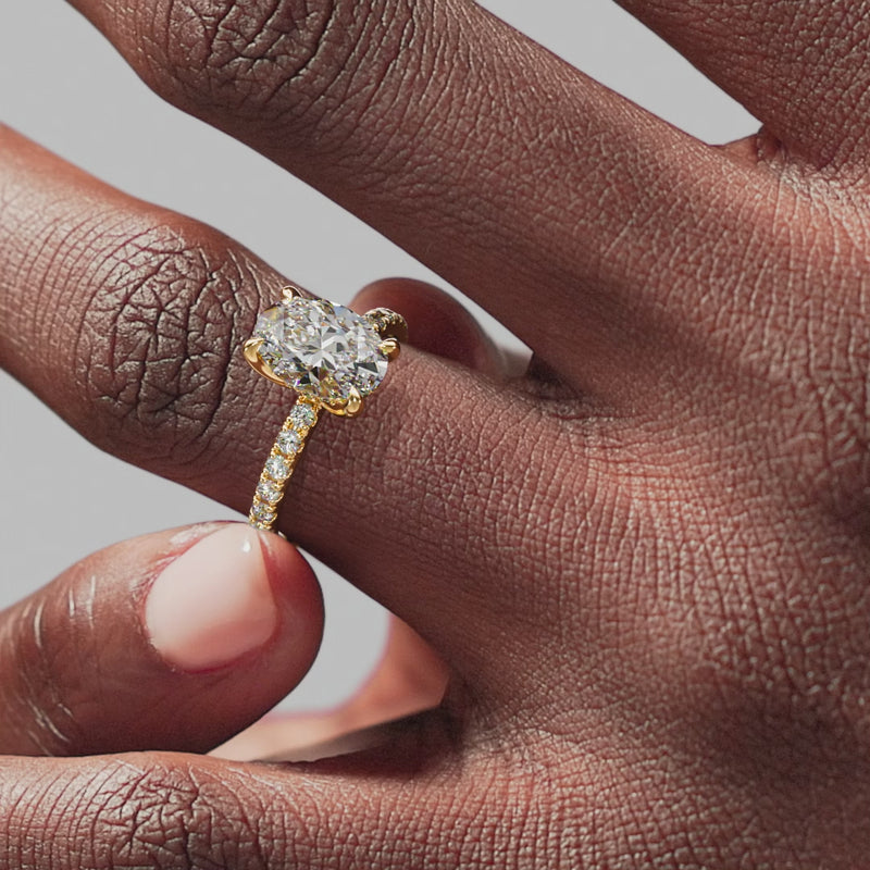 THE JAQUELINE Oval Hidden Halo Pave Ring