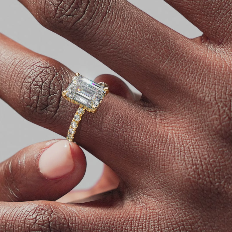 THE JAQUELINE Emerald Hidden Halo Pave Ring