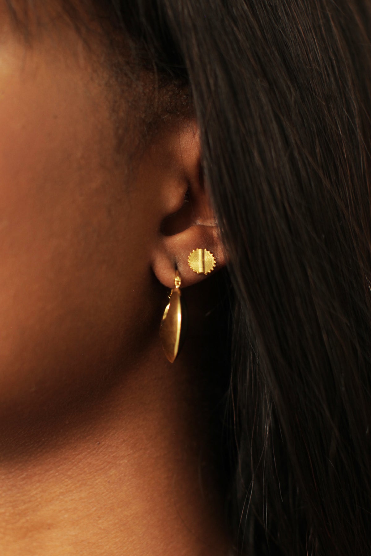 THE BAULE Sun Stud Earrings