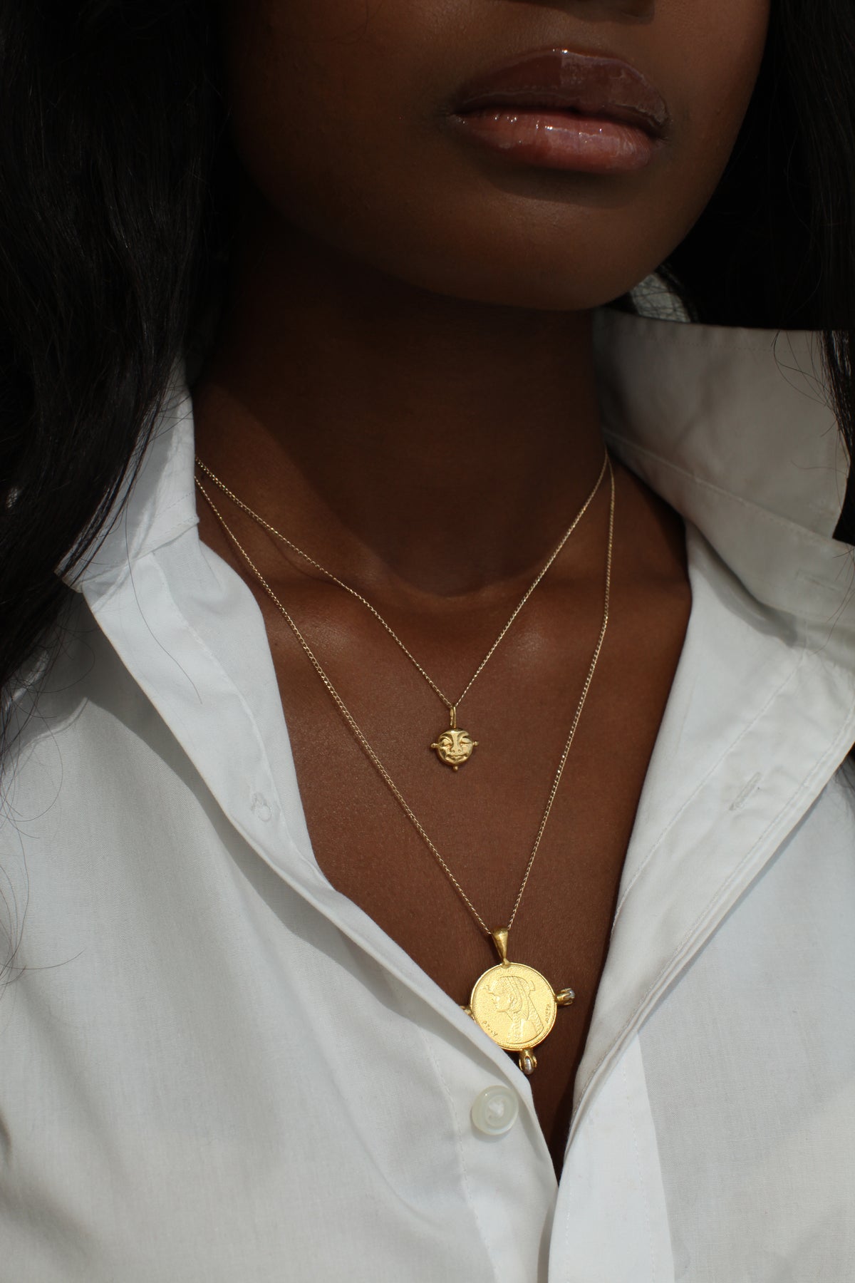 THE CLEOPATRA Coin Pendant with Pearls